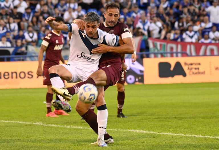 Vélez no pudo con Lanús: empató y está dos puntos arriba de Huracán