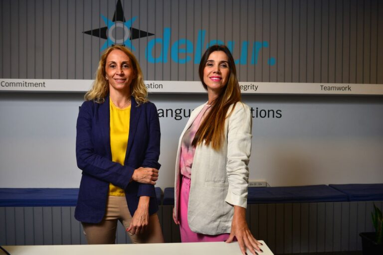 Se conocieron en un viaje, crearon su empresa de traducciones y ahora la renuevan con IA