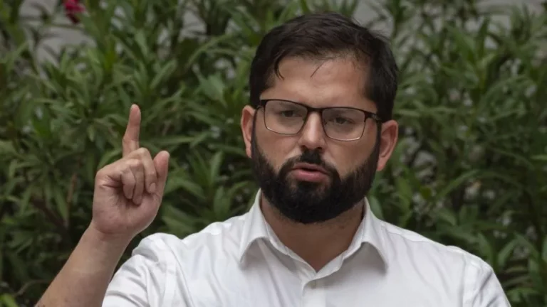 La Fiscalía de Chile investiga al presidente Gabriel Boric por presunto acoso sexual