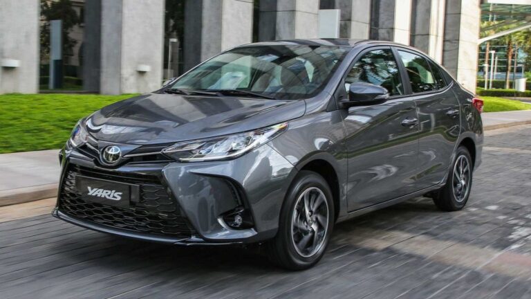 El Gobierno redujo los impuestos a los autos importados de alta gama