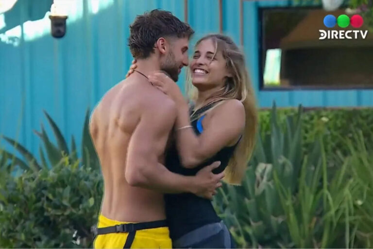 Nueva pareja? Martina y Santiago de GH se dieron un apasionado beso en vivo