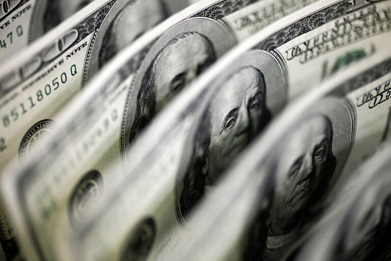 Dólar blue, dólar hoy: a cuánto cotizan el jueves 30 de enero de 2025