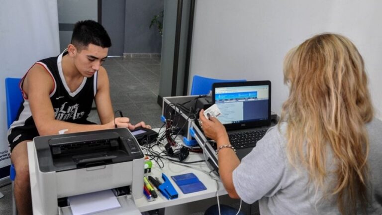 Vecinos del sur provincial ya pueden gestionar DNI y Pasaporte en operativos móviles