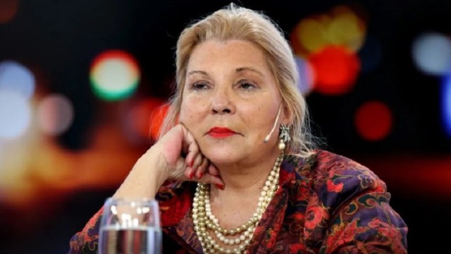 Elisa Carrió acusó a Javier Milei de violar la Constitución y amenazó con llevarlo a la Justicia