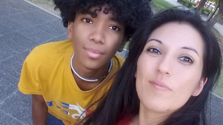 La lucha de una madre por saber la verdad sobre la muerte de su hijo