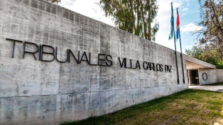 Tribunal de Carlos Paz busca a madre de un menor para ser oída en caso judicial