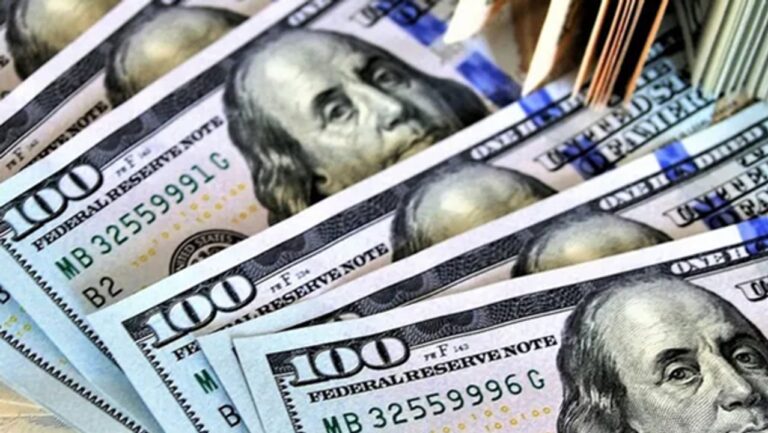 Dólar en Argentina: tercera suba consecutiva arrastra al blue y a los financieros