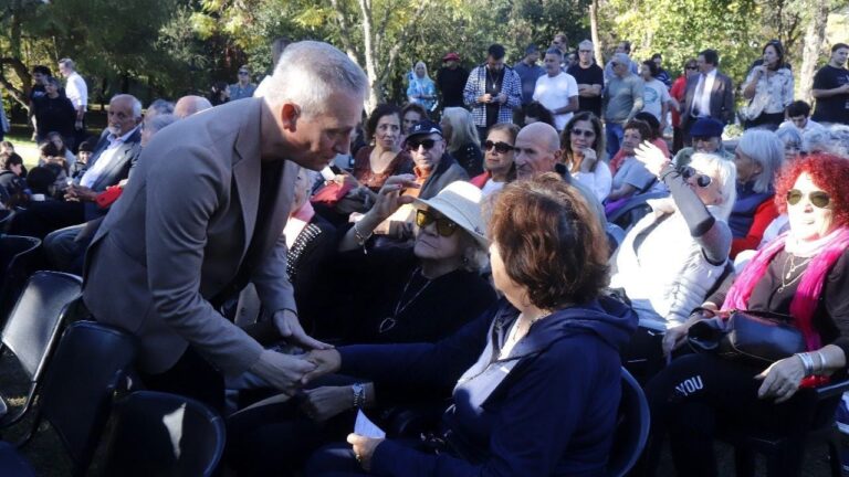 Avilés destacó el legado del Papa Francisco en el Parque Estancia La Quinta