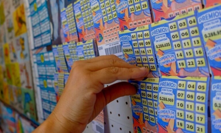 Una jubilada ganó un premio millonario en Telekino y emocionó con su deseo: qué hará con la plata