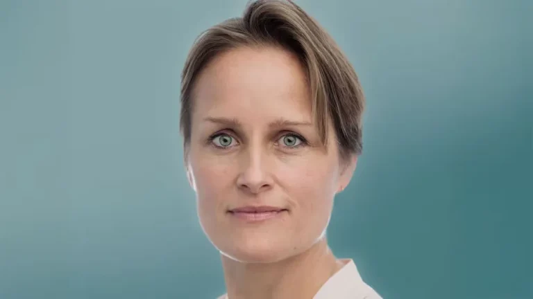 Quién es, la primera mujer que estará al frente del servicio de inteligencia exterior británico