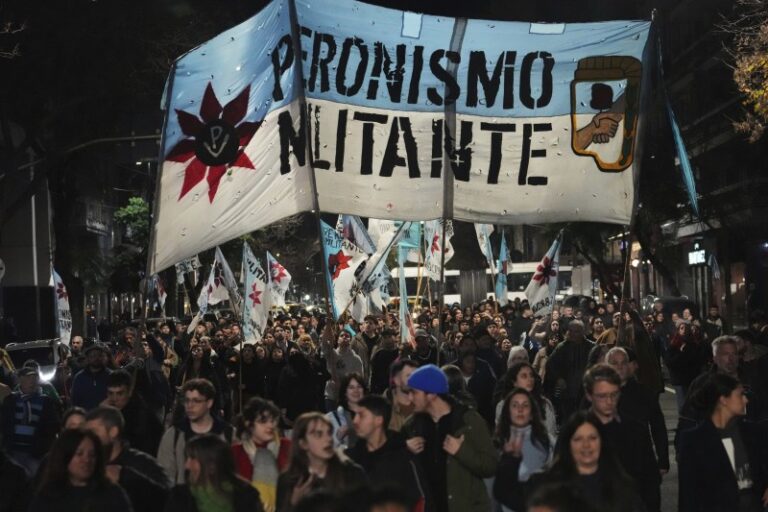 Movilizaciones en la Ciudad y el conurbano por el fallo contra Cristina