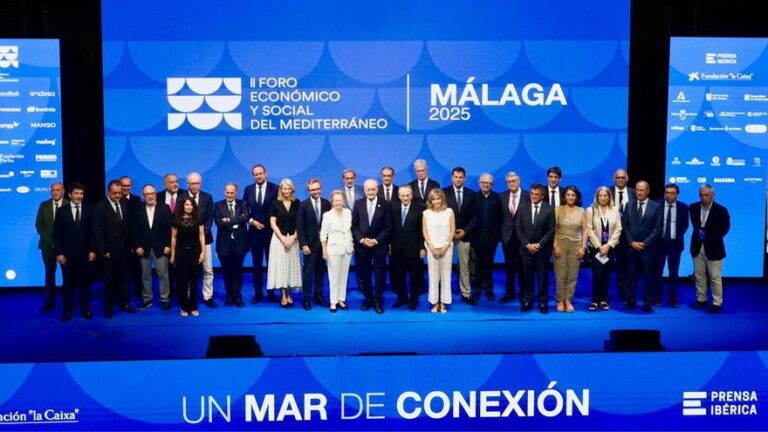 ESPECIAL MULTIMEDIA | El Mediterráneo se agita: los retos de la seguridad, la energía y el clima