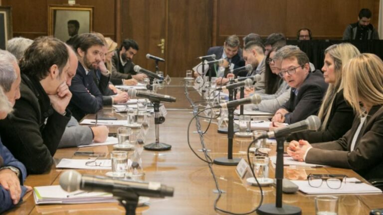 Nación y provincias siguen sin acuerdo en el reparto de fondos