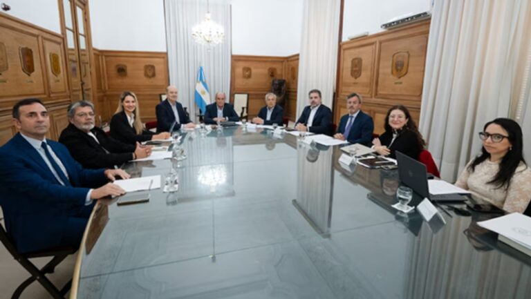 Nueva reunión del Consejo de Mayo con la Reforma Laboral como eje