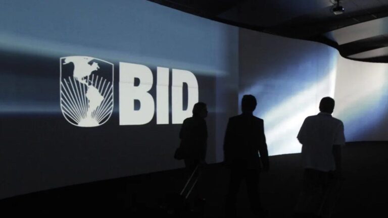 El Gobierno aprobó tres nuevos préstamos con el BID y el Banco Mundial