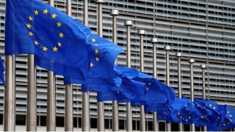Rearme, austeridad y recorte de los fondos europeos de la PAC: las 4 grandes incógnitas del sudoku presupuestario de la UE