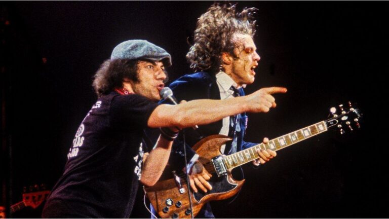 «Back in Black»: a 45 años del disco que significó el renacimiento y la consagración definitiva de AC/DC