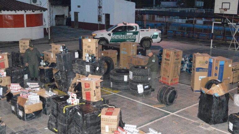Formosa: un camión llevaba mercadería de contrabando valuada en más de 200 millones de pesos