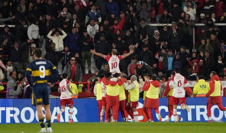 Boca volvió a perder y atraviesa la peor racha sin triunfos de su historia