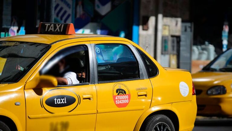 Taxistas y remiseros preocupados: La Nueva no puede emitir pólizas nuevas