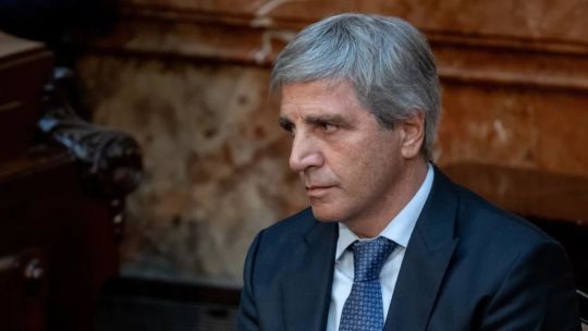 Deuda en pesos: Luis Caputo convalidó una fuerte suba de las tasas y no logró renovar el 100% de los vencimientos