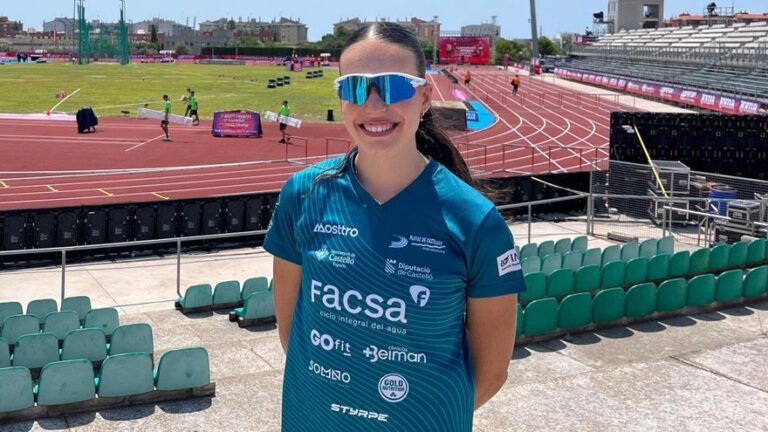 Carmen Avilés consigue una gran cuarta plaza en el 400 del Campeonato de España