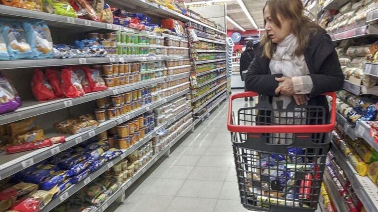 La pulseada por la remarcación de precios se recalienta y las nuevas listas con aumentos llegan a más sectores