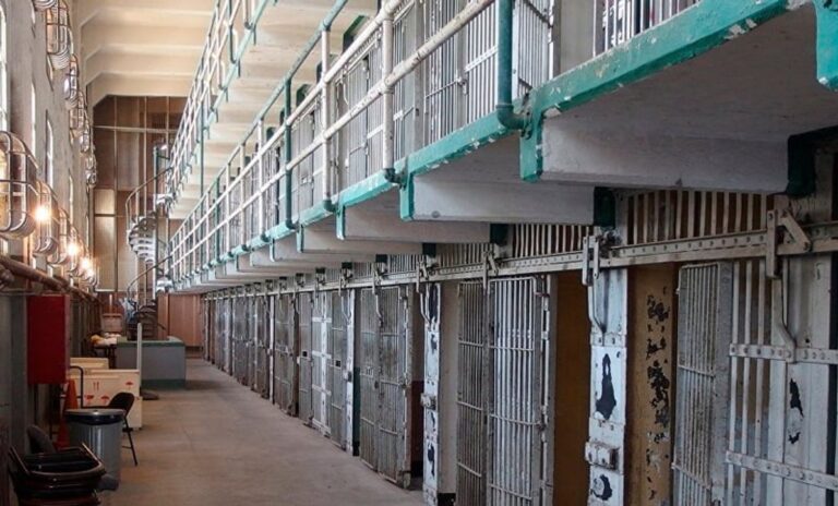 La población de las cárceles federales creció un 2,8% en el primer semestre