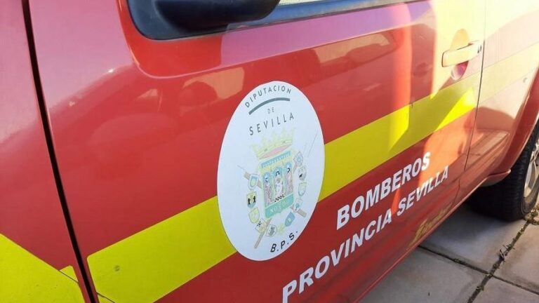 Un hombre en estado crítico tras un incendio en una residencia de ancianos en Sevilla