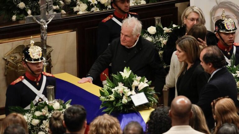 El asesinato del senador Uribe golpea el proceso de paz de Colombia y sume a la derecha en disputas por el candidato a las presidenciales de 2026