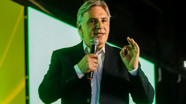 Llaryora impulsa el desarrollo de startups con un fondo de 10 mil millones