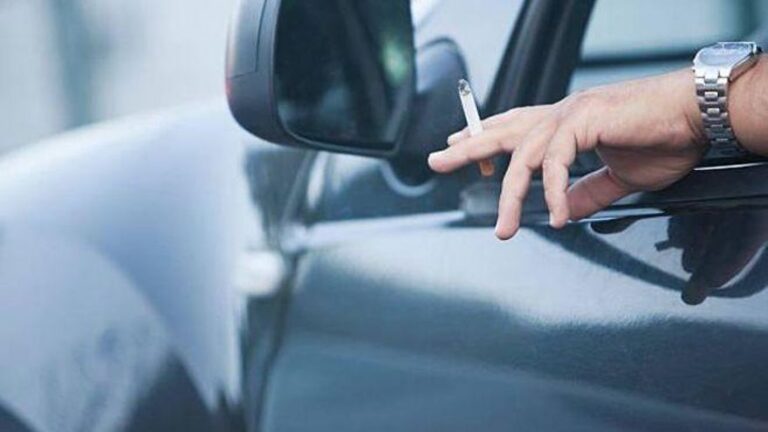 Mucho cuidado con los incendios: Esta es la multa que te pueden poner si tiras una colilla por la ventanilla