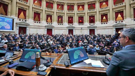Hay quórum: Diputados debate los vetos a discapacidad, aumento jubilatorio, moratoria previsional y asistencia a Bahía Blanca