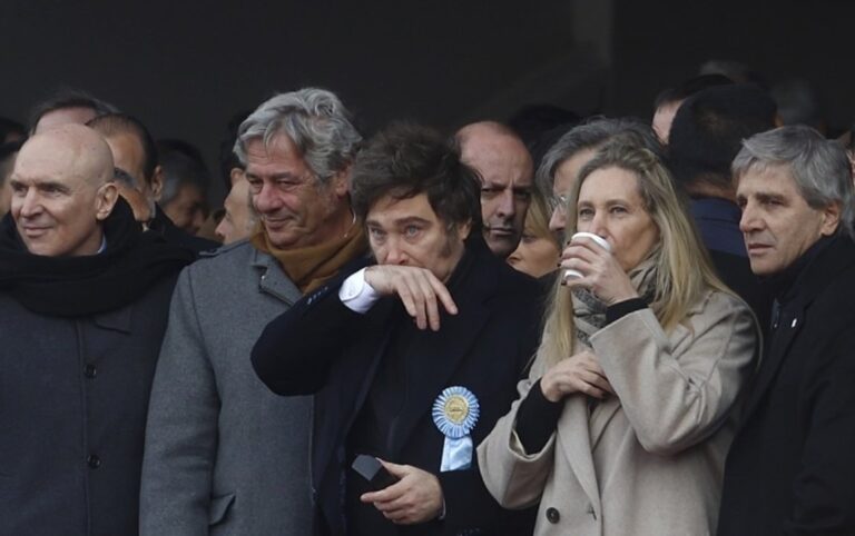 Diputada sugiere que los hermanos Milei recibieron «ofrendas de amor» por parte de la Iglesia evangélica