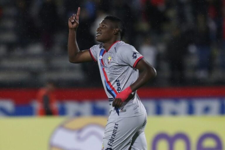 Dolor en el fútbol de Ecuador: murió Marcos Olmedo a los 26 años
