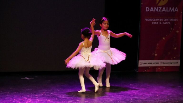 Danza Luna reunió a bailarines de todo el país en el Teatro Wo