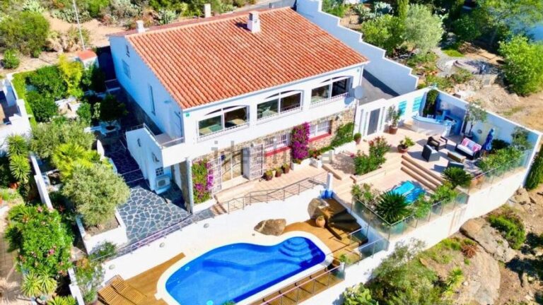 Los compradores de casas de lujo en España: muchos extranjeros y la mayoría de mediana edad