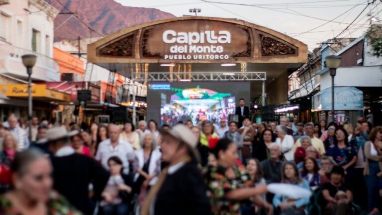 Capilla del Monte regala una noche a los visitantes durante septiembre