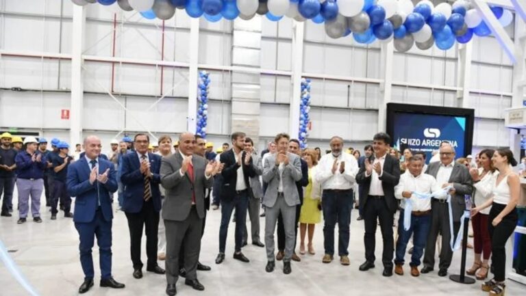 La ruta de las coimas: obra social intervenida efectúa millonarios pagos a Suizo Argentina