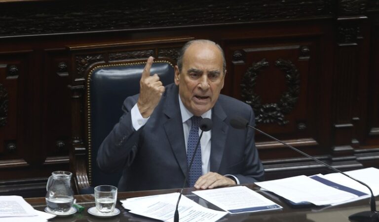 Francos retó a Milei: «no tendría que haber confiado en Spagnuolo»