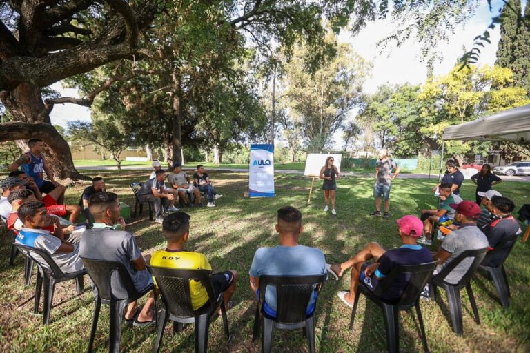 Programa A-ULA Móvil en barrios de Córdoba: talleres y cursos gratuitos