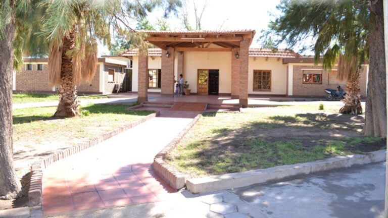 Quilino: allanan un hospital en el marco de una investigación por medicamentos vencidos