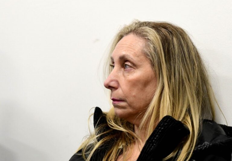 Bronca de Karina con el Nene Vera por la falta de gente en el acto de Moreno: «Les dimos 100 mil dólares para que movilicen»