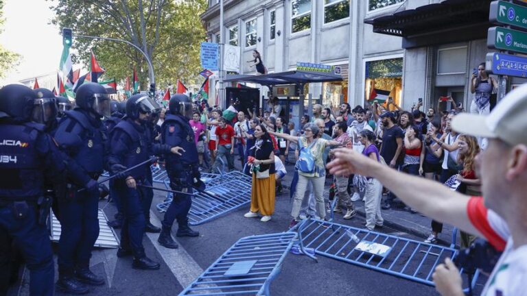 Así lograron los manifestantes suspender el final de la Vuelta: «Palestina vencerá!»