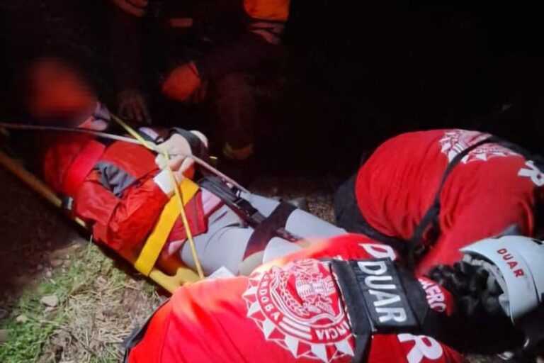Rescataron a una senderista lesionada en las sierras de Córdoba