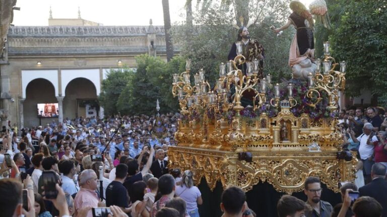 Cincuenta años de historia y fe