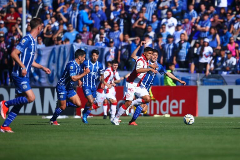 Instituto empata con Godoy Cruz en Mendoza