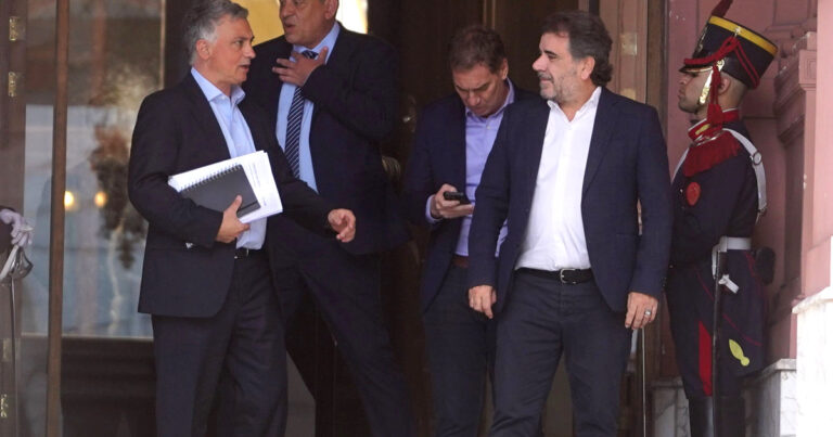 Campaña libertaria: nueva reunión para cerrar filas en los distritos y patear la interna para después del 26O