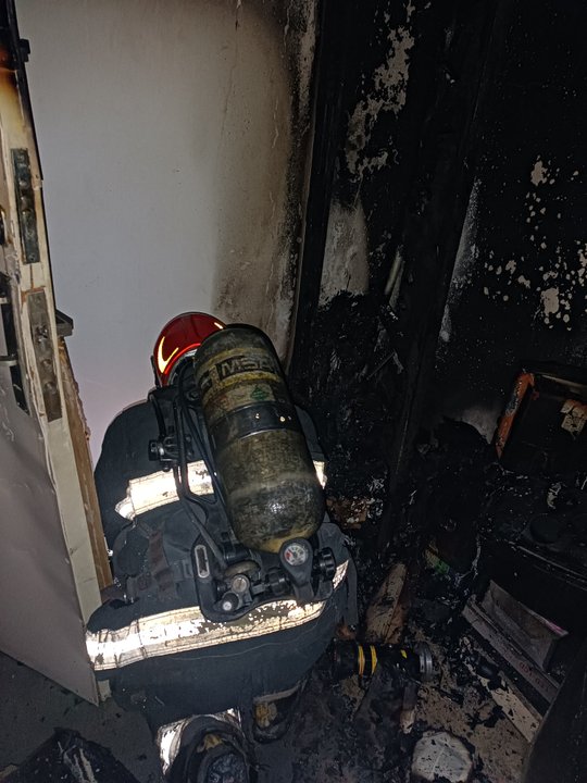 Se incendió un departamento en Córdoba y evacuaron a 20 personas