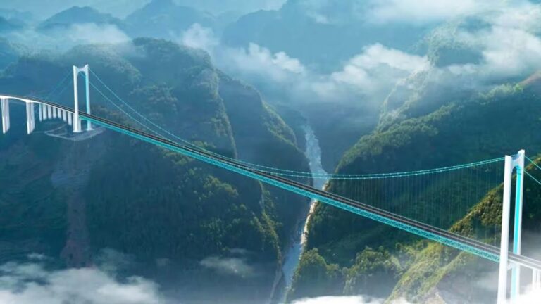 El puente que toca el cielo: nuevo récord mundial